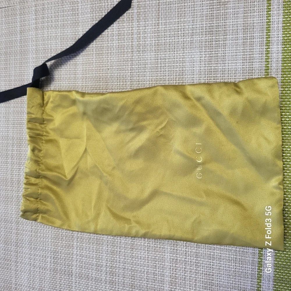Gucci Black Sunglasses with Case and dust bag